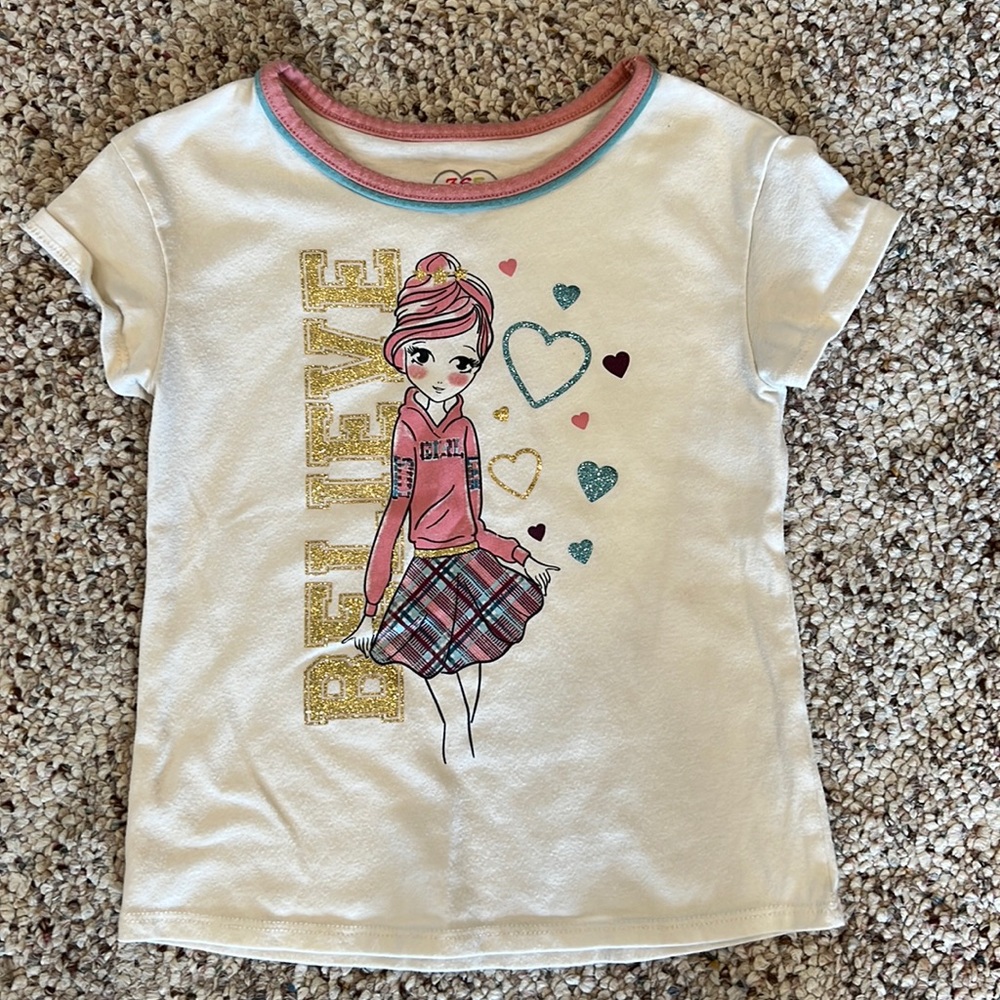 Girls graphic tee